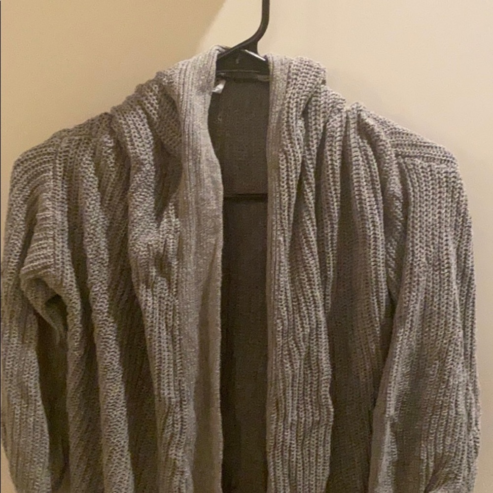 Cardigan - Picture 2 of 4